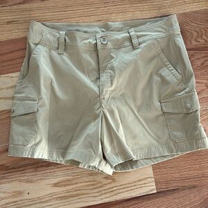 Eddie Bauer dry-fit kakhi shorts, size 14 women’s